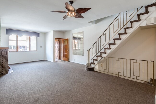 Building Photo - Three Bed Point Breeze Townhome