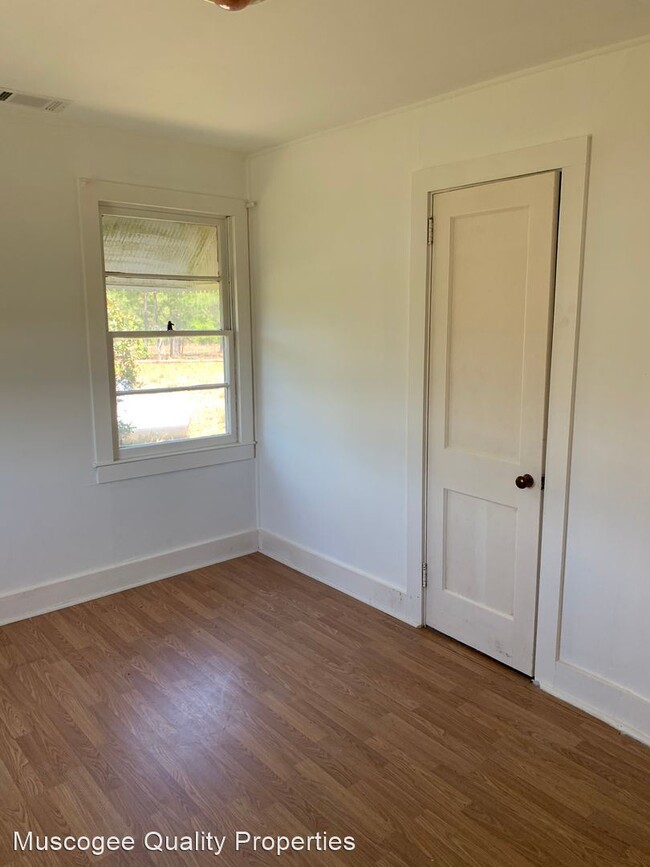 Building Photo - 3 br, 1 bath House - 618 Thomaston Hwy 19 ...