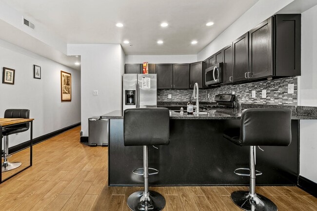 Building Photo - Comfort in Motion: Adams Morgan Apartment