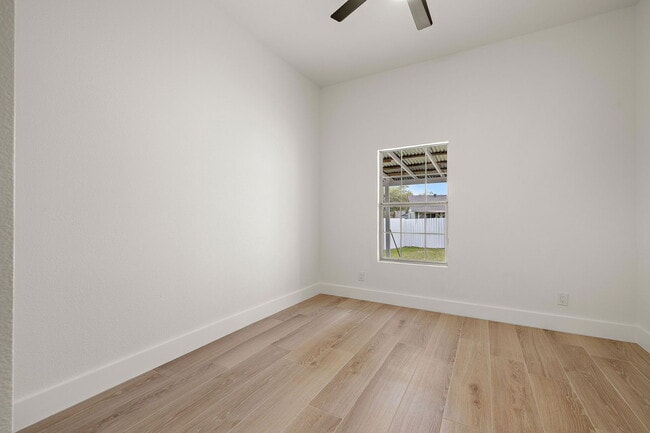 Building Photo - 10418 Doc Holliday Trail