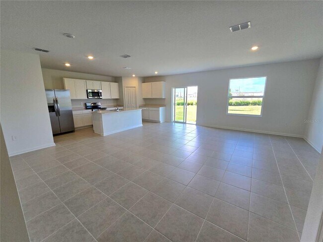Building Photo - 3611 Hardman Dr