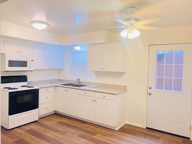 Building Photo - 25260