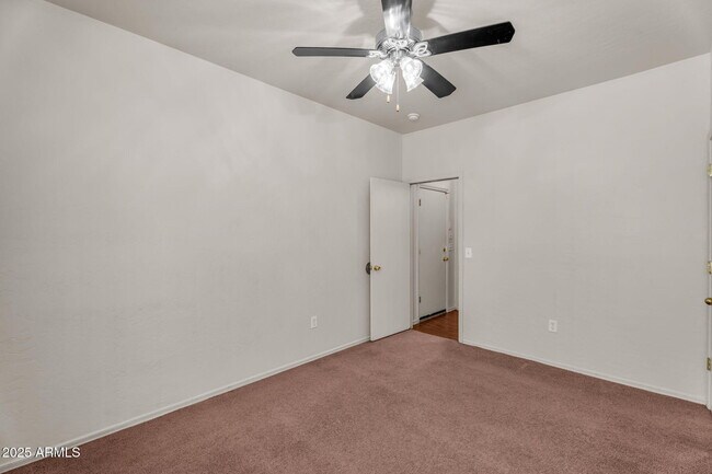 Building Photo - 13644 W San Juan Ave