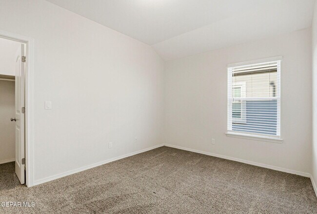 Building Photo - 13745 Lago Vista Ave
