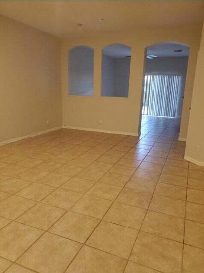 Building Photo - 158 Village Blvd