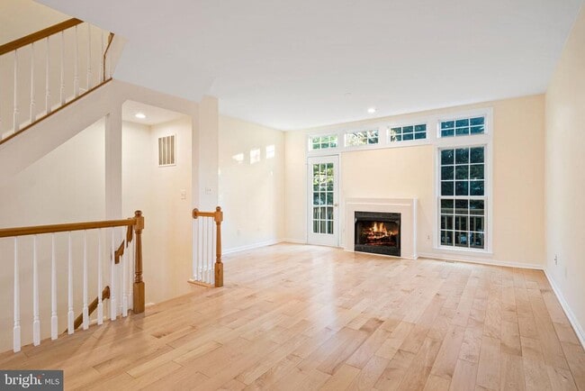 Building Photo - 3110 9th Rd N