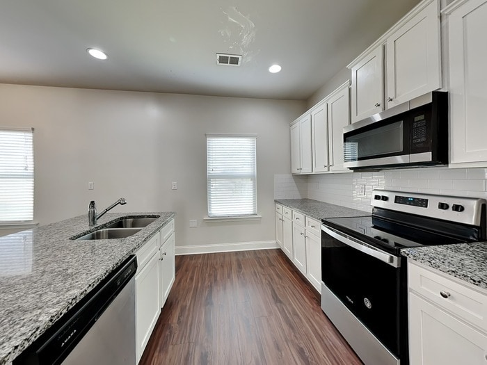 Building Photo - 110 Obsidian Way