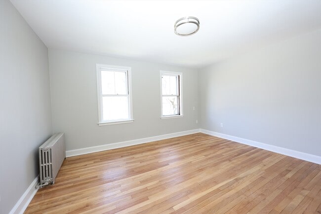 Building Photo - 150 Neponset St