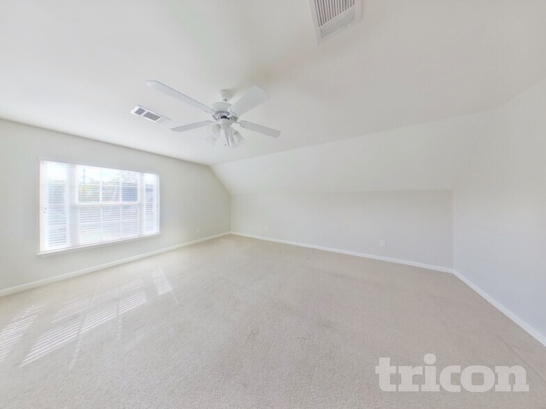 Building Photo - 2013 Fiona Way