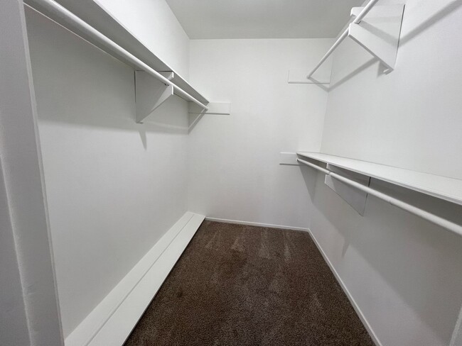 Building Photo - 4 Bedroom 2 Bathroom in Northwest Houston ...