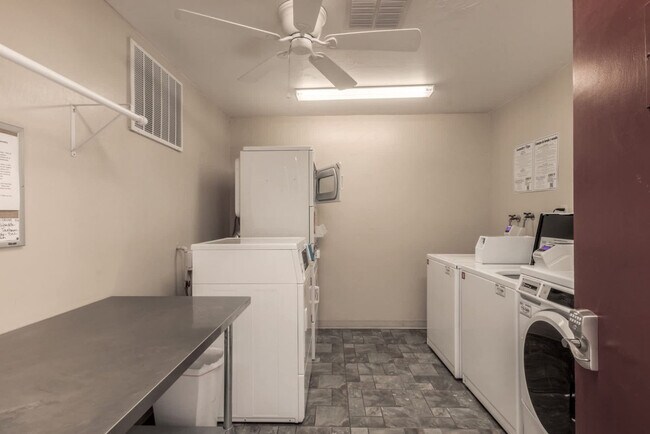 Building Photo - 4600 N 68th St