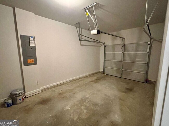 Building Photo - 2809 Ridgeview Dr