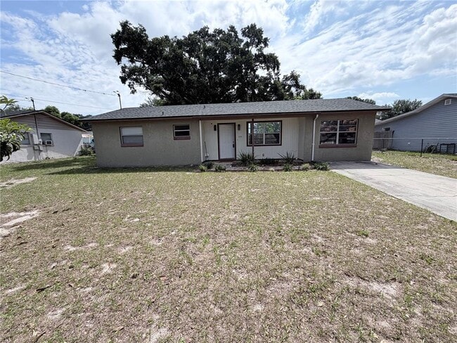 Building Photo - 651 Duncan Cir W