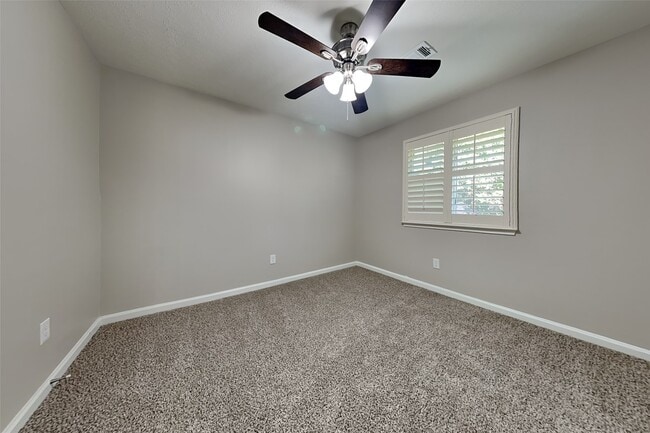 Building Photo - 18110 Polo Meadow Dr