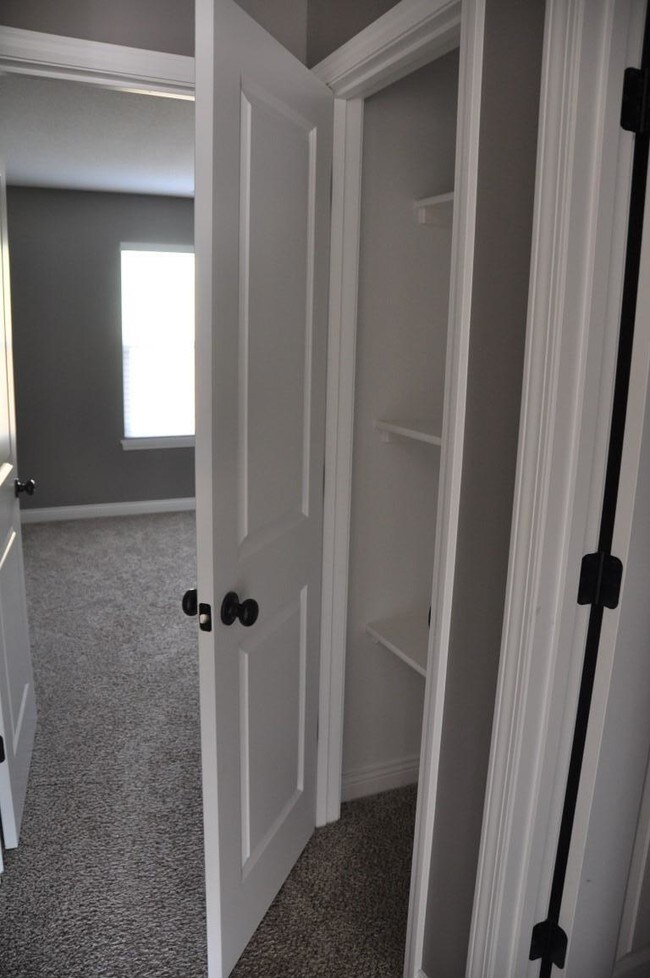 Building Photo - 3505 Timber Run Dr