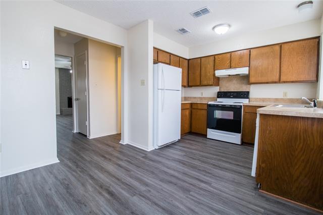 Building Photo - 2019 Paisley Dr
