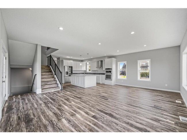 Building Photo - Rare 3 bed 4 bath no upgrade left out! 2 f...