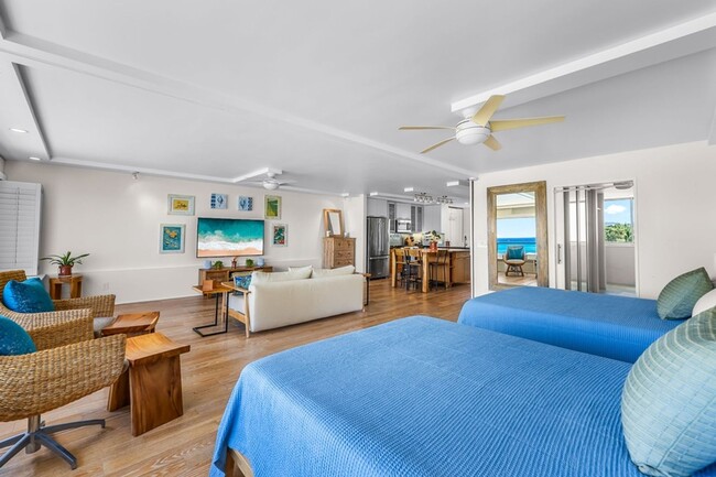 Building Photo - Colony Surf Luxe: Oceanfront 1BR w/ Diamon...