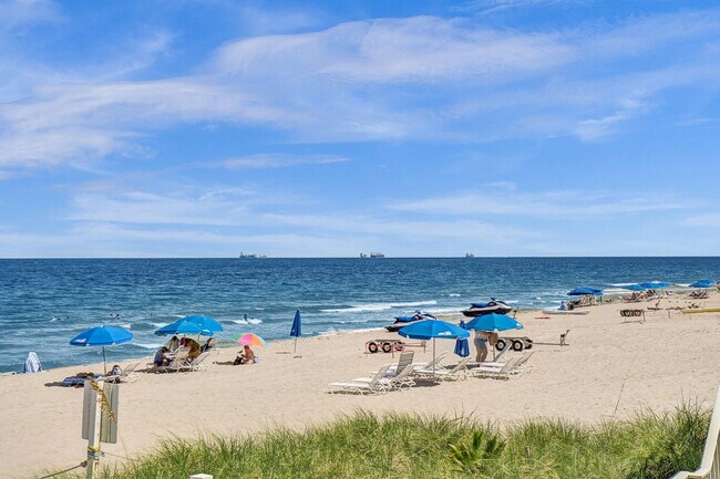 Building Photo - 4100 Galt Ocean Dr