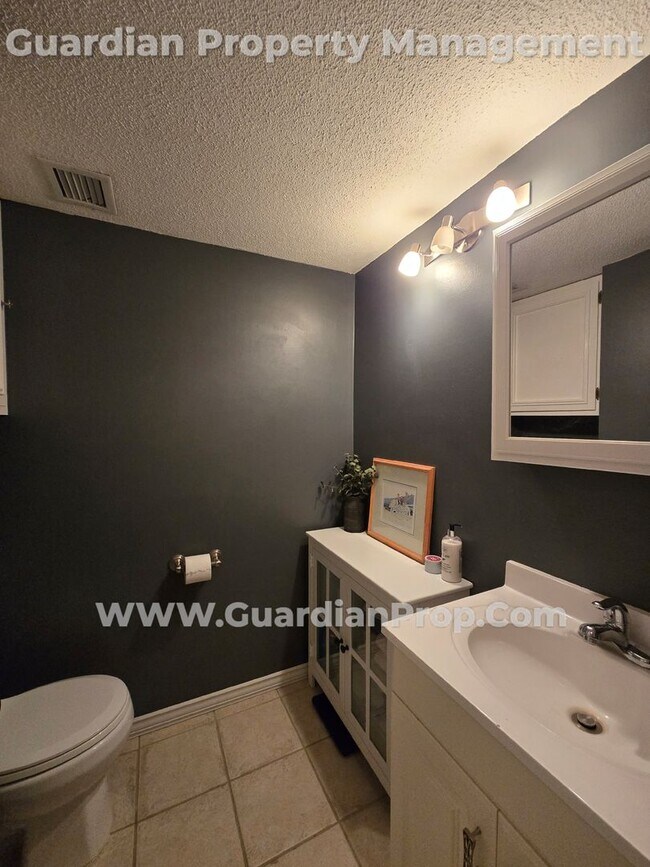 Building Photo - St Louis Park Condo by West End, Garage in...