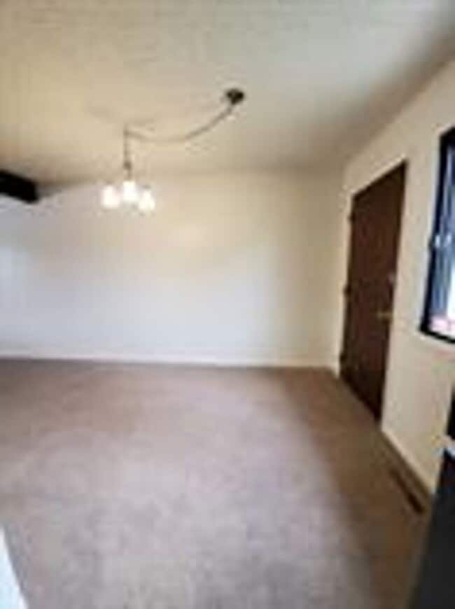 Building Photo - 2141 28th Ave Ct