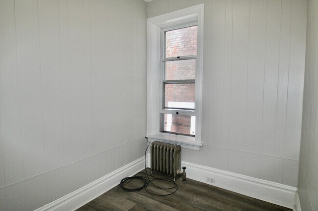 Building Photo - 1911 N 2nd St