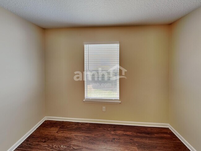 Building Photo - 1829 Keswick Rd