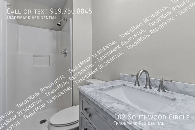 Building Photo - 102 Southwood Cir