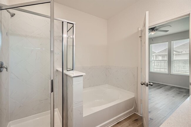 Building Photo - 190 Purple Heart Dr