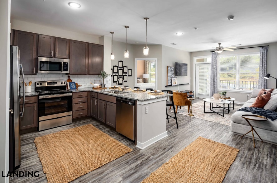 Building Photo - 16200 Croft Dr