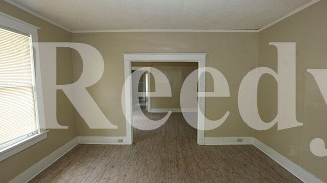 Building Photo - 797 Carson St