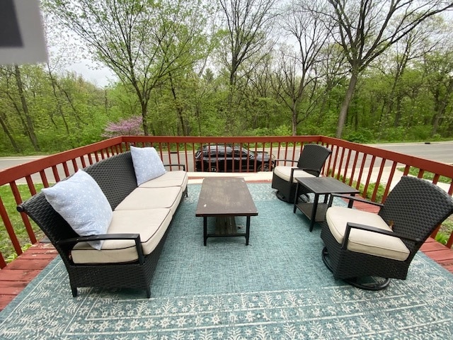 Building Photo - 122 N Kenosha Dr