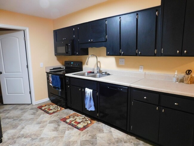 Building Photo - 22580 Hoyle Cir