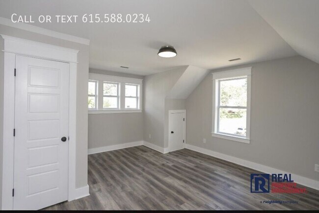 Building Photo - 120 8th Ave