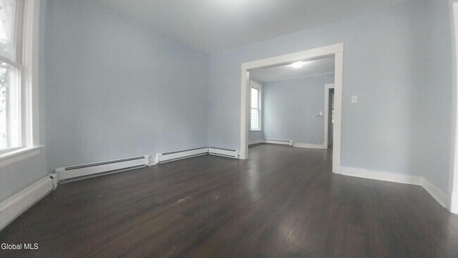 Building Photo - 335 3rd St