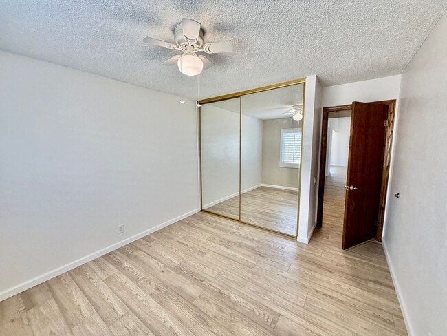 Building Photo - Nice Single Story Home