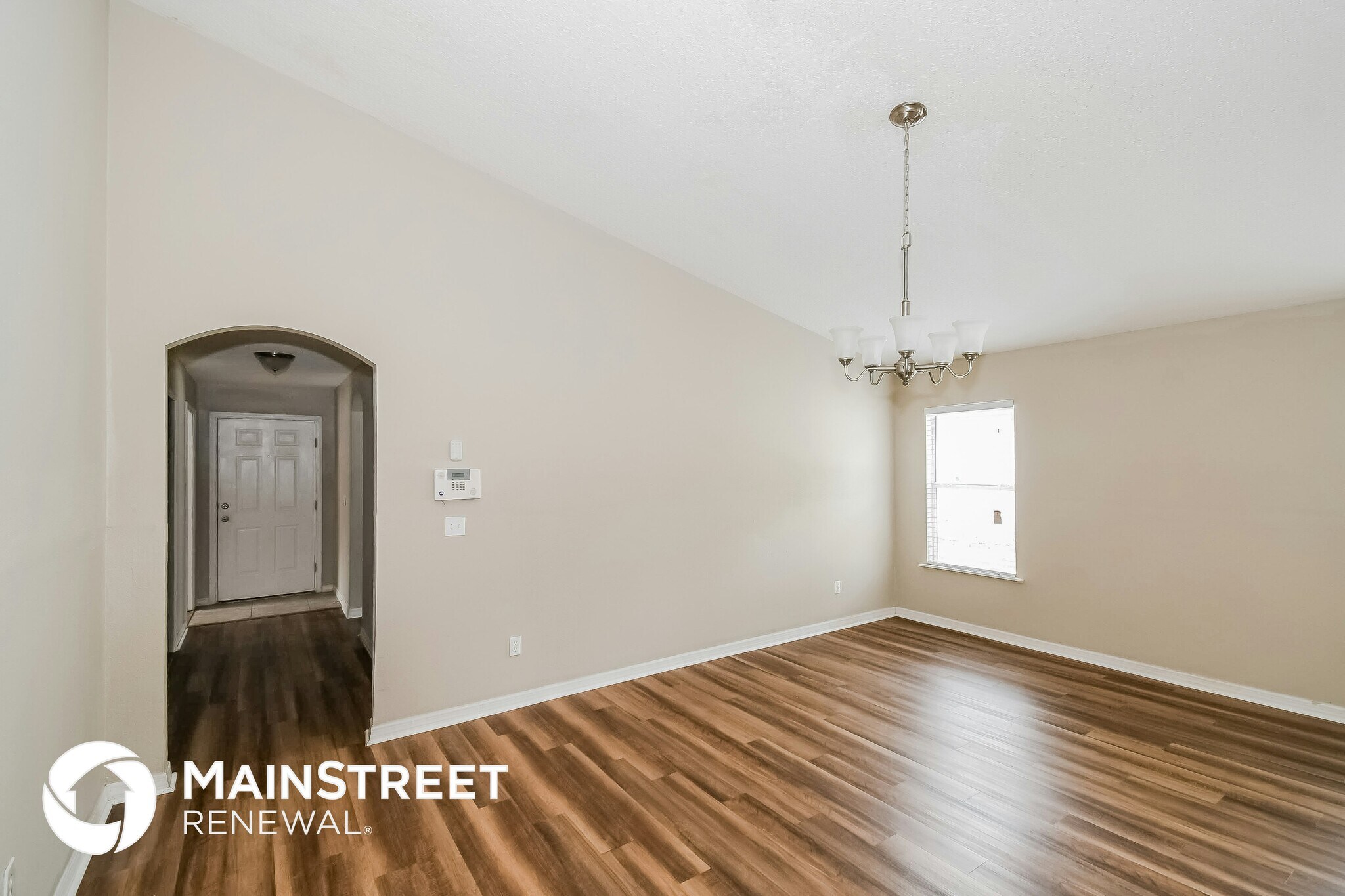 Building Photo - 523 E 55th St