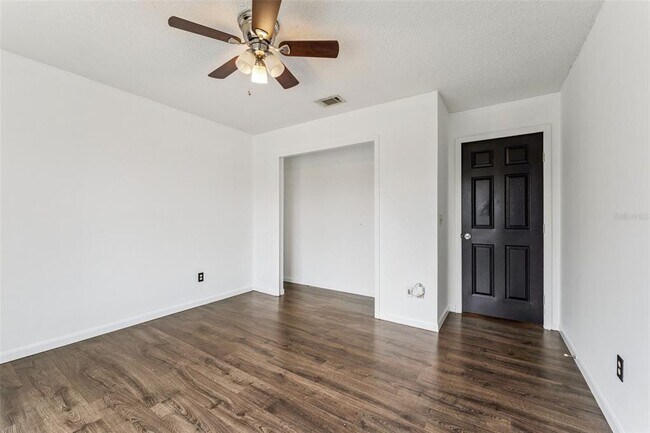 Building Photo - 7236 Somersworth Dr