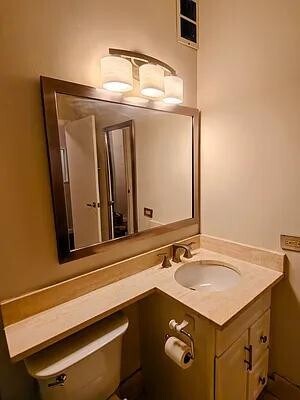 Building Photo - 300 Albany St