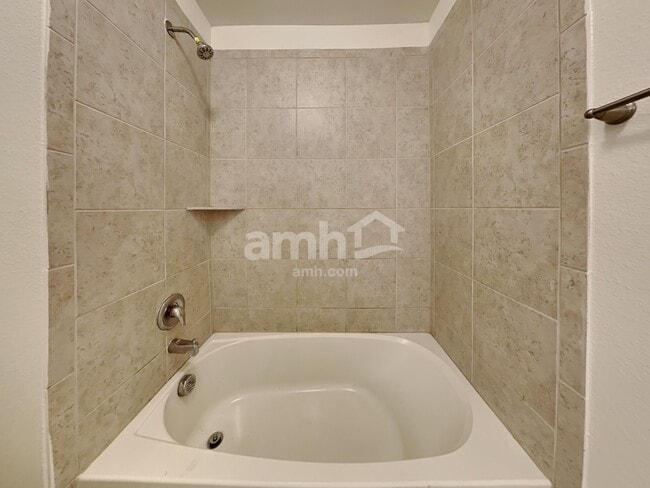 Building Photo - 9210 Bald Cypress St