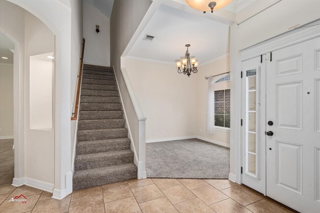 Building Photo - 306 Avondale Ln