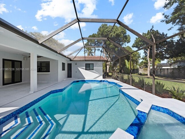 Building Photo - 2537 NW 116th Terrace