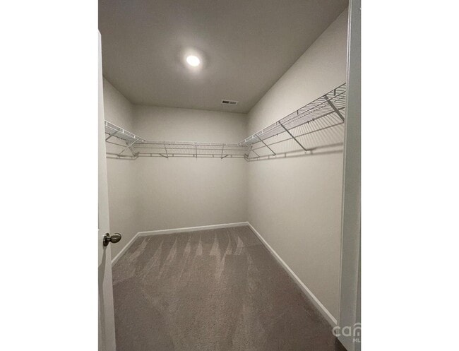 Building Photo - 141 W Morehouse Ave