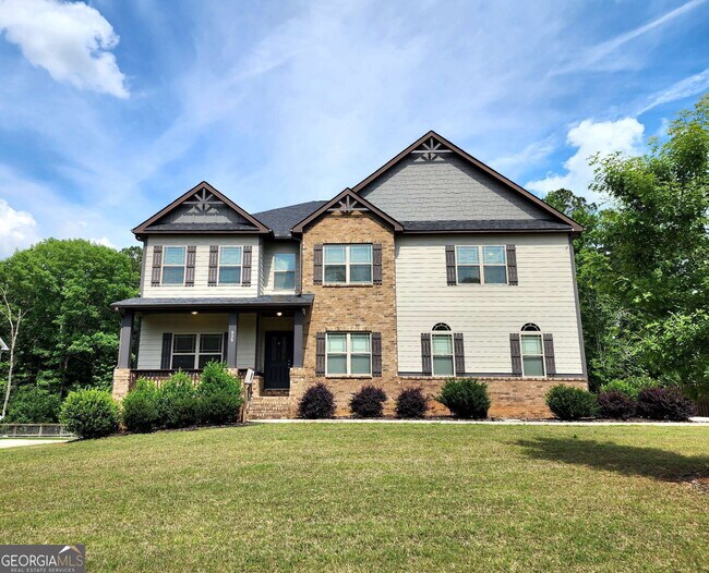 Primary Photo - 525 Twelve Oaks Dr