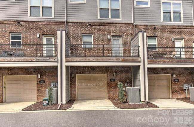 Building Photo - 13047 Tinton Ave