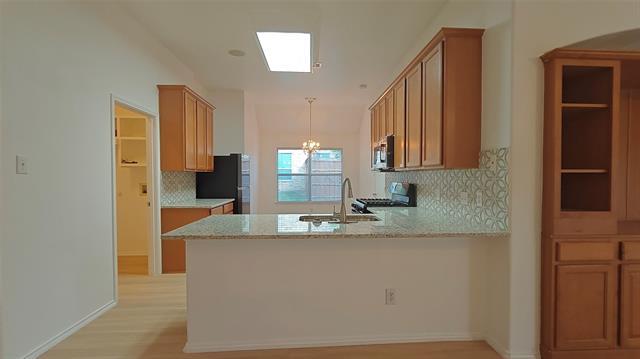 Building Photo - 11171 Mansfield Dr