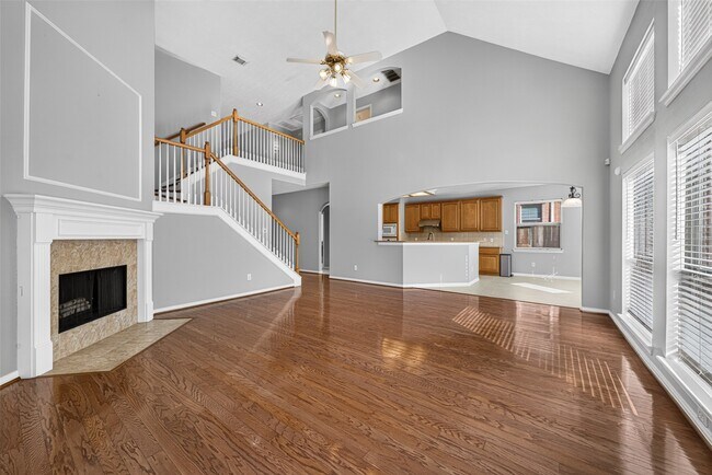 Building Photo - 8519 Babbling Brook Ct