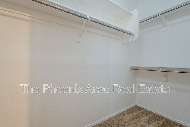 Building Photo - 29189 N Shannon Dr