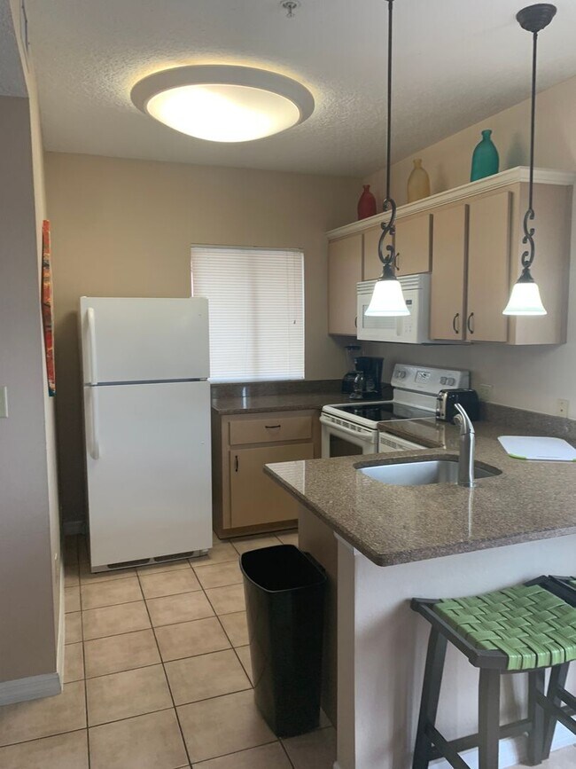 Building Photo - 2777 N Poinciana Blvd