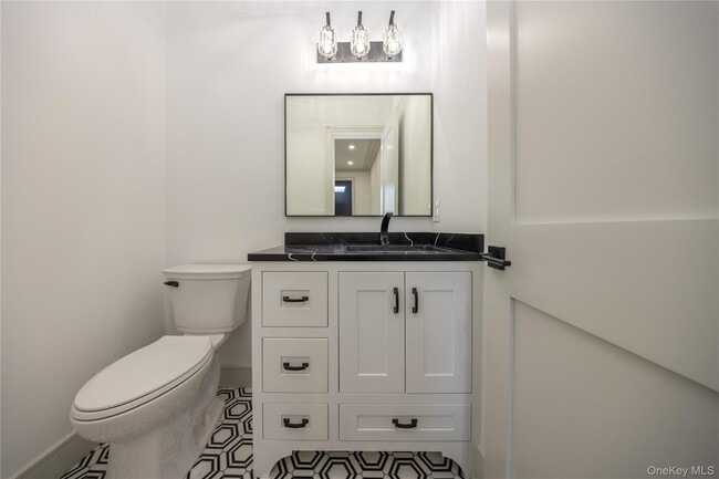 Building Photo - 1 Victoria Ln